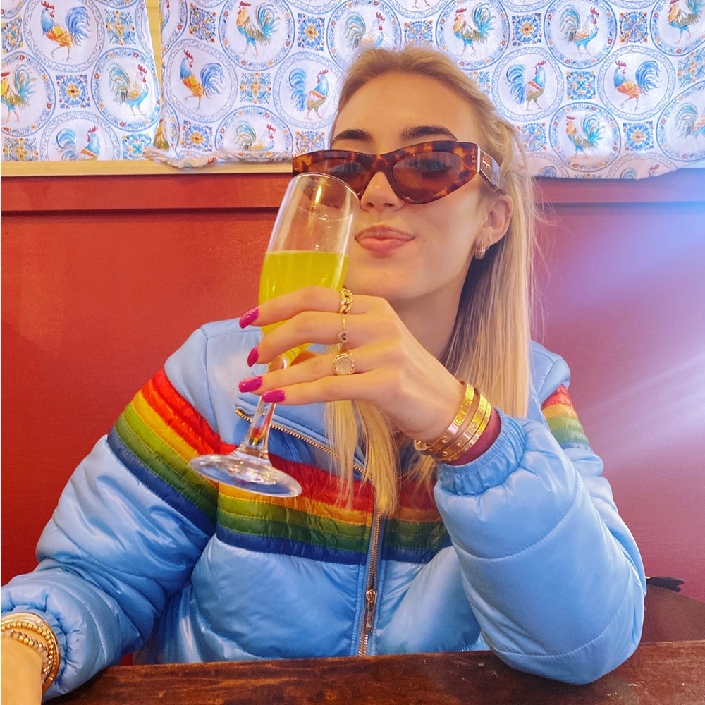 Meet your Posher, Coco